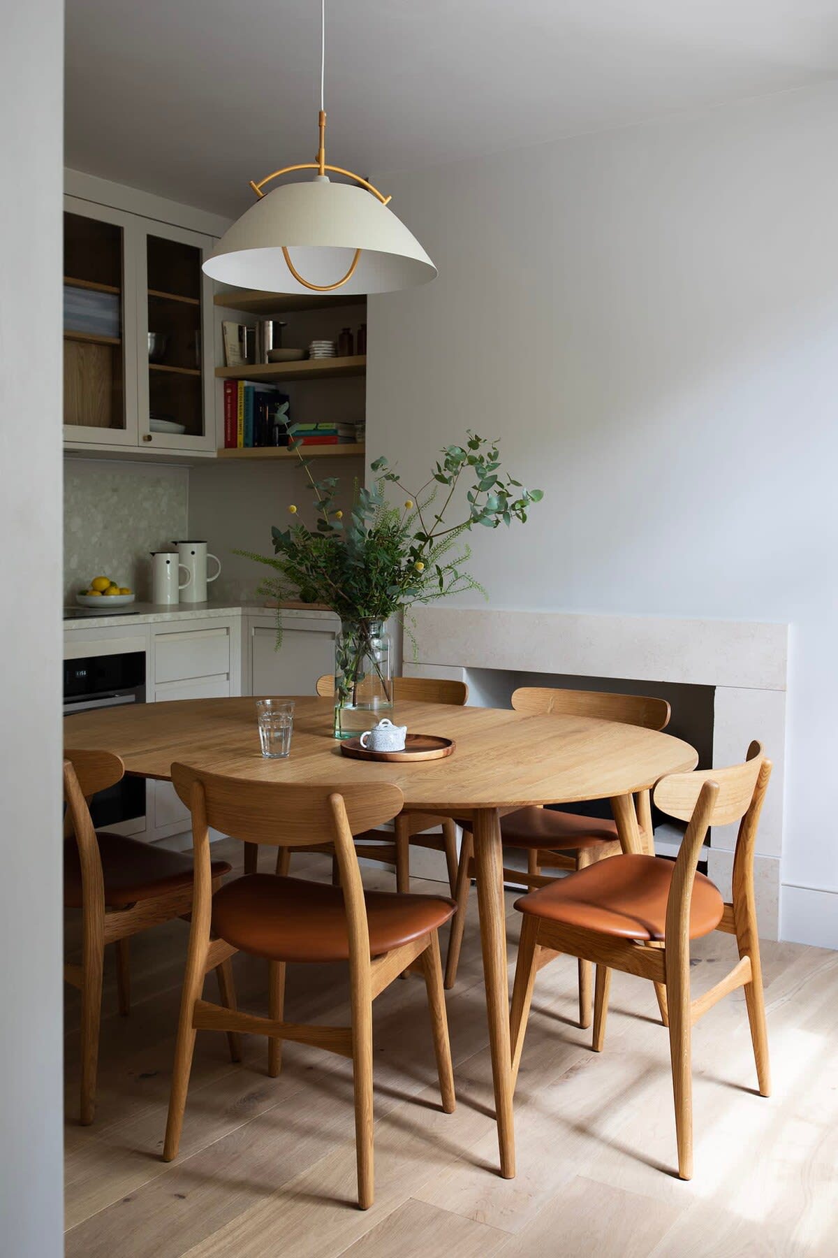 Beautiful 2 Bedroom Canal Home, Little Venice in Blomfield Road 75 W9 1AB - Property image 11 - VivreStays