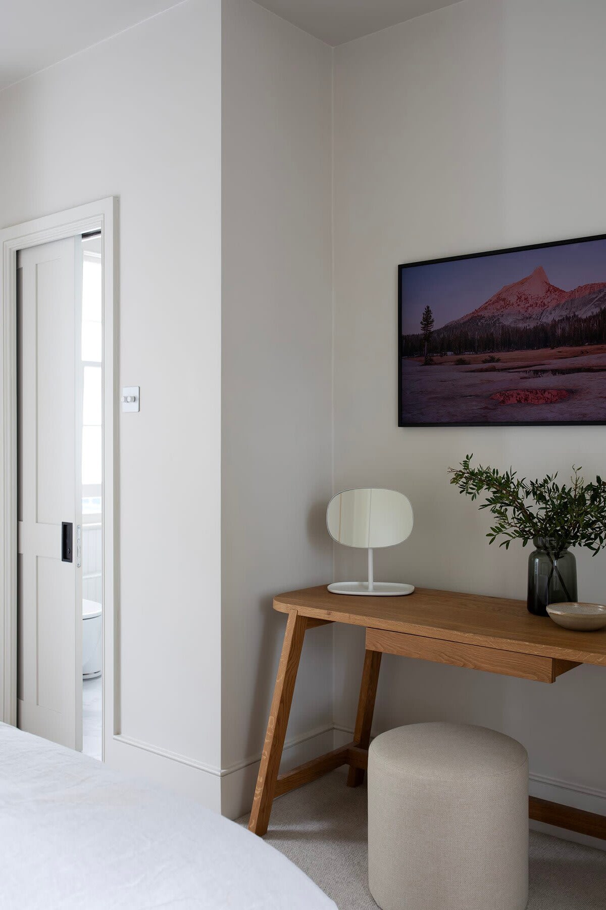 Beautiful 2 Bedroom Canal Home, Little Venice in Blomfield Road 75 W9 1AB - Property image 20 - VivreStays