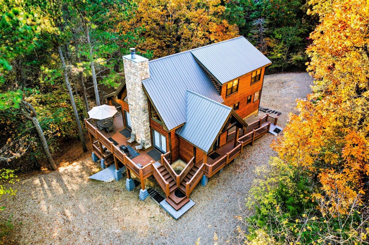 New! Creekside Cabin w/ Spa + Views, Sleeps 12!