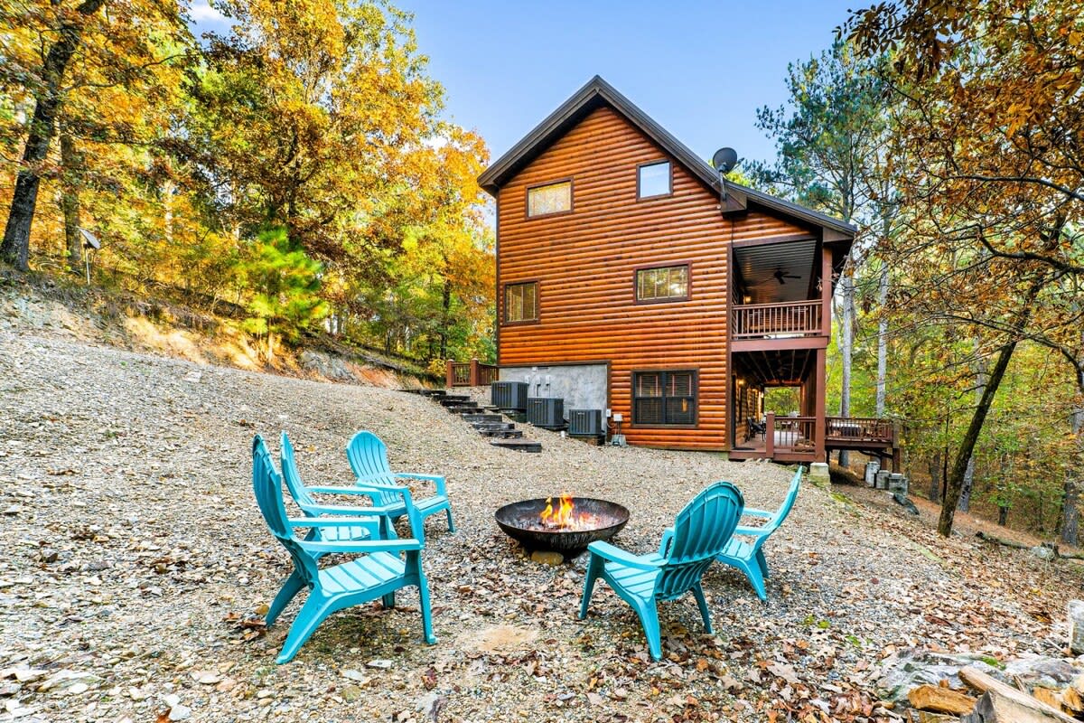 New! Creekside Cabin w/ Spa + Views, Sleeps 12!