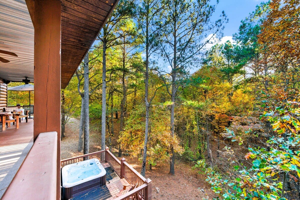 New! Creekside Cabin w/ Spa + Views, Sleeps 12!