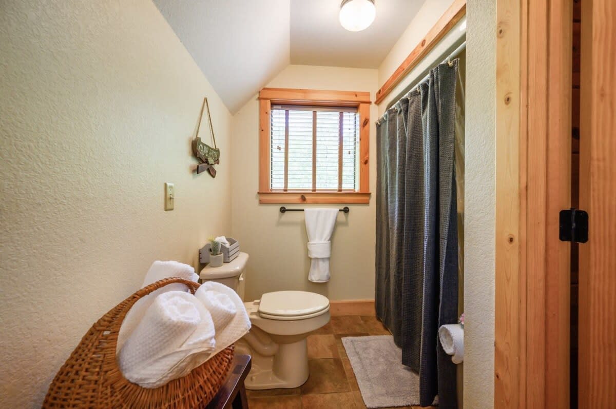 New! Creekside Cabin w/ Spa + Views, Sleeps 12!