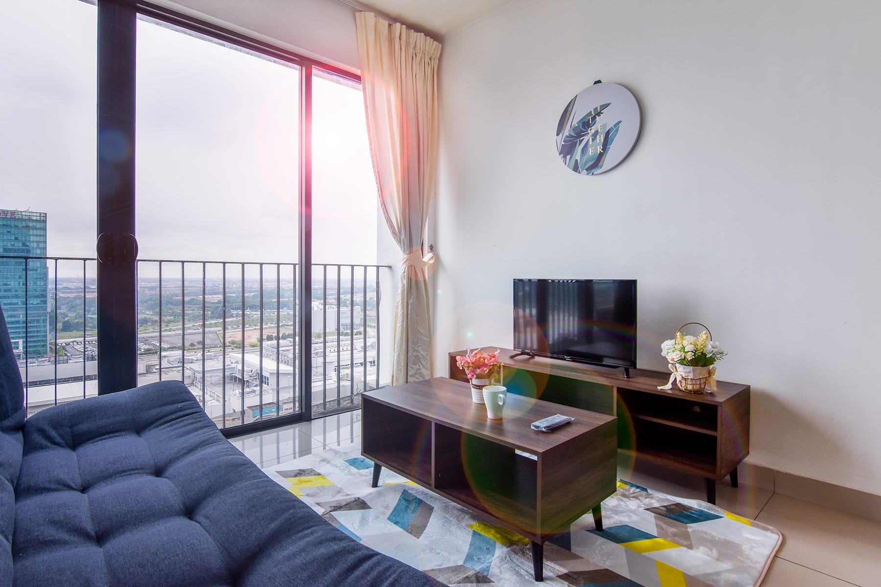 Chic Trefoil Studio Steps from Setia City Mall & SCCC — Shah Alam, Selangor — vacation rental