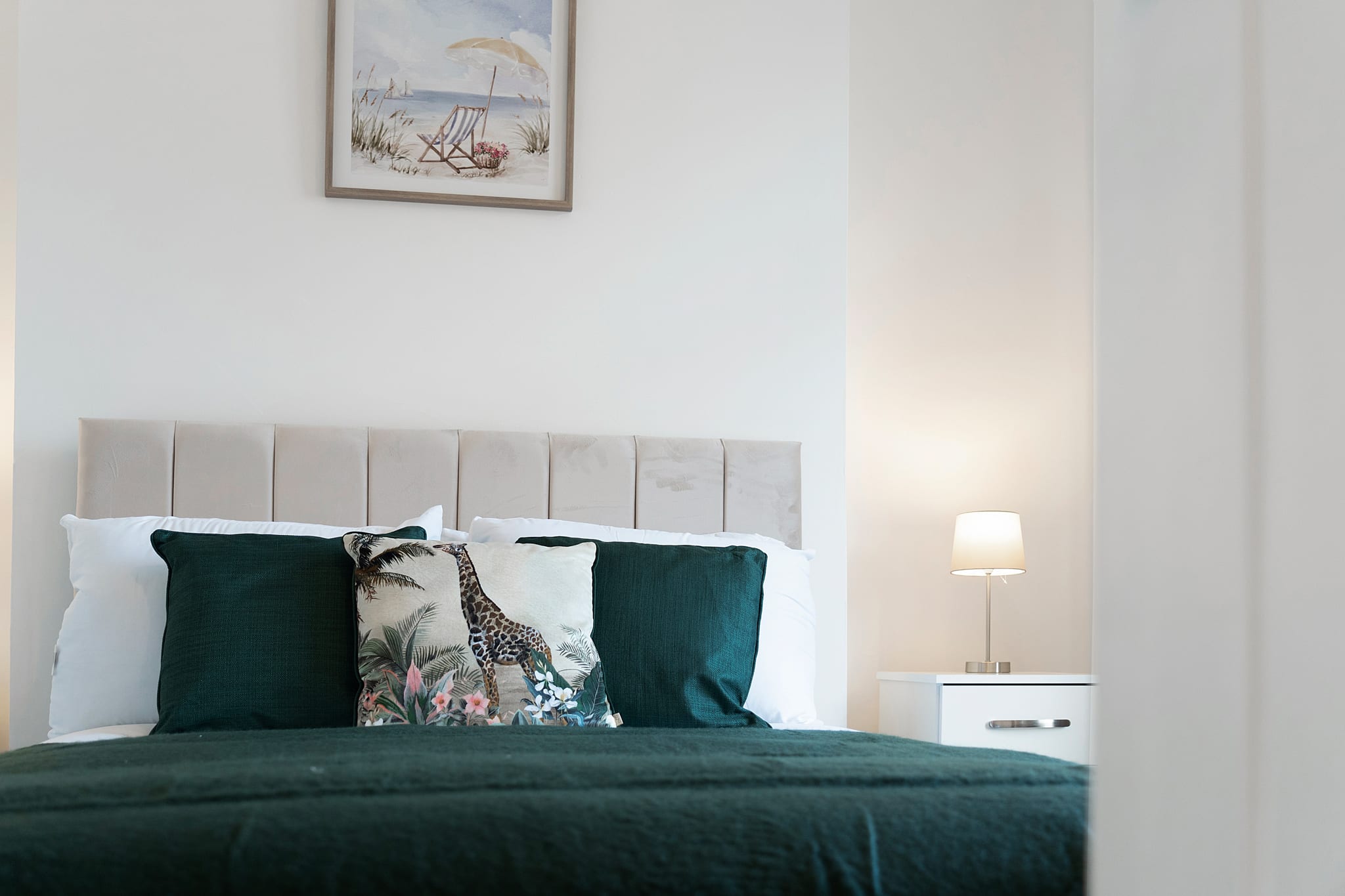 Modern Apartment, Near Blyth Coast, Sleeps 5
