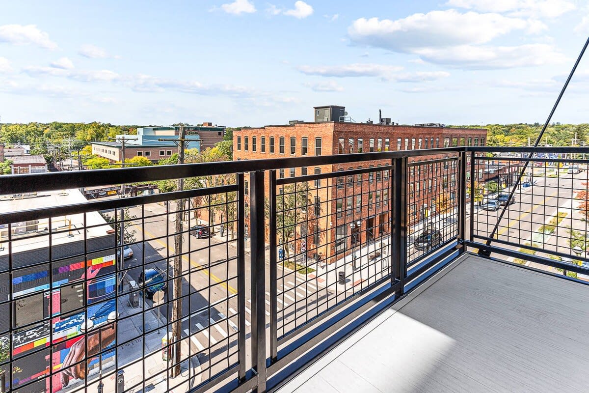 Urban Condo with Balcony in Downtown Ann Arbor - Foto 1