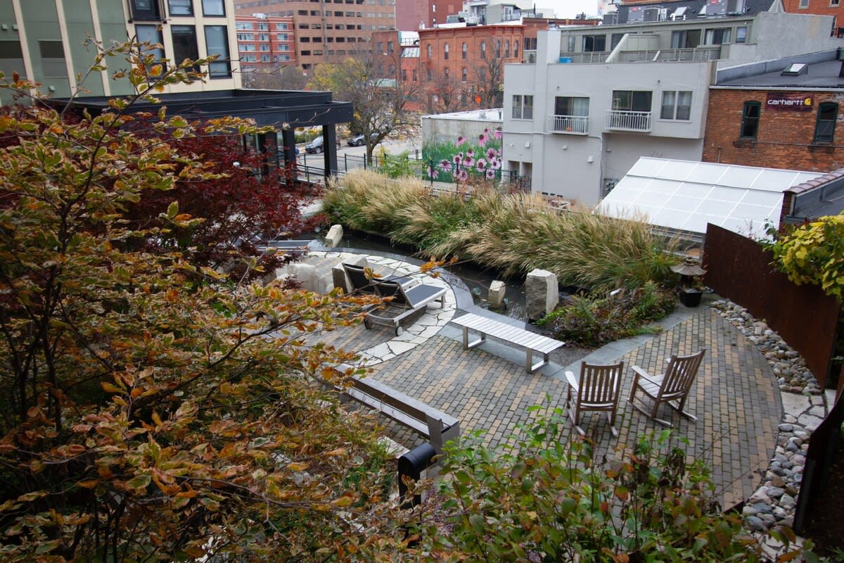 Urban Condo with Balcony in Downtown Ann Arbor - Foto 22