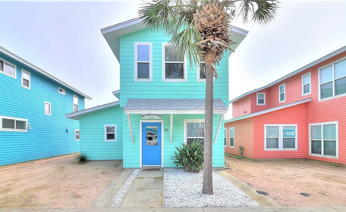 Key Lime Ctg, BBQ Pit~Screened Patio~Pet Friendly!