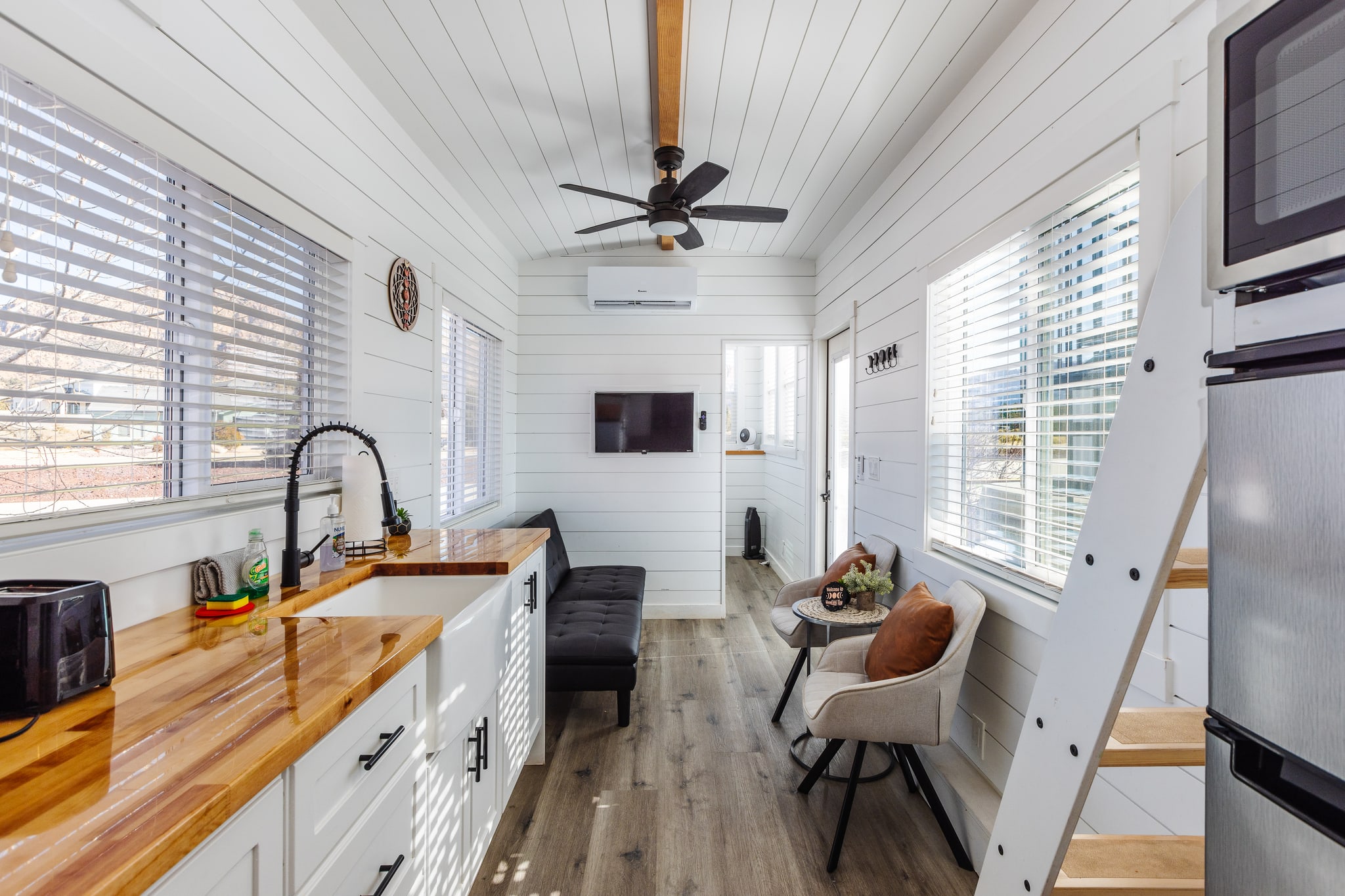 Zion Pet-Friendly Tiny Home • Hot Tub • BBQ — Apple Valley, UT — vacation rental