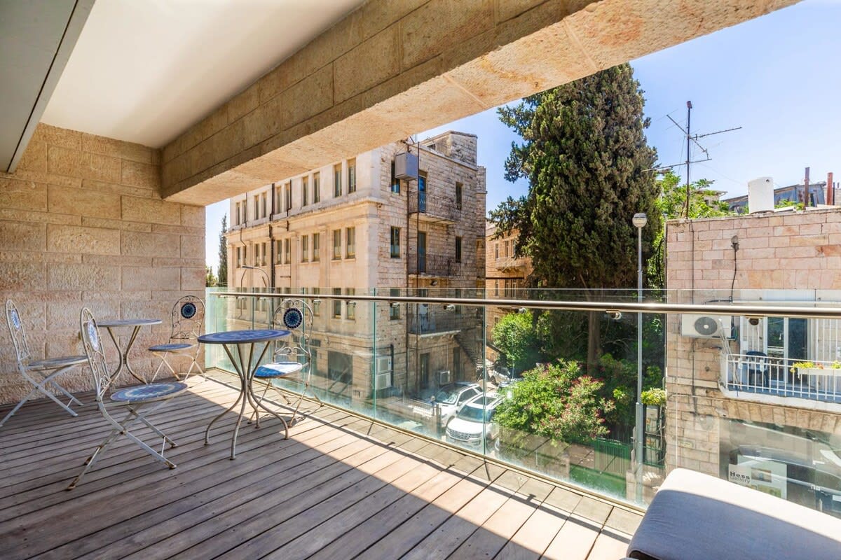 King David Residence Luxury 3 Bedroom, Unit 404 – Pool, Gym & Parking, Mamilla Jerusalem photo 13
