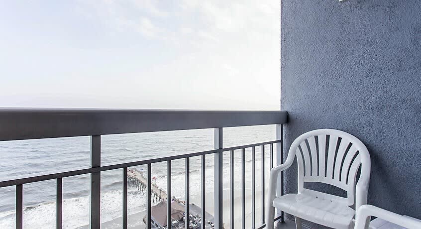Seaglass Tower, 1 bedroom deluxe, oceanfront condo — Myrtle Beach, SC — vacation rental