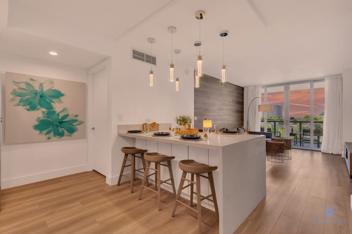 Elegant Beachside Retreat | Private Balcony | Pool