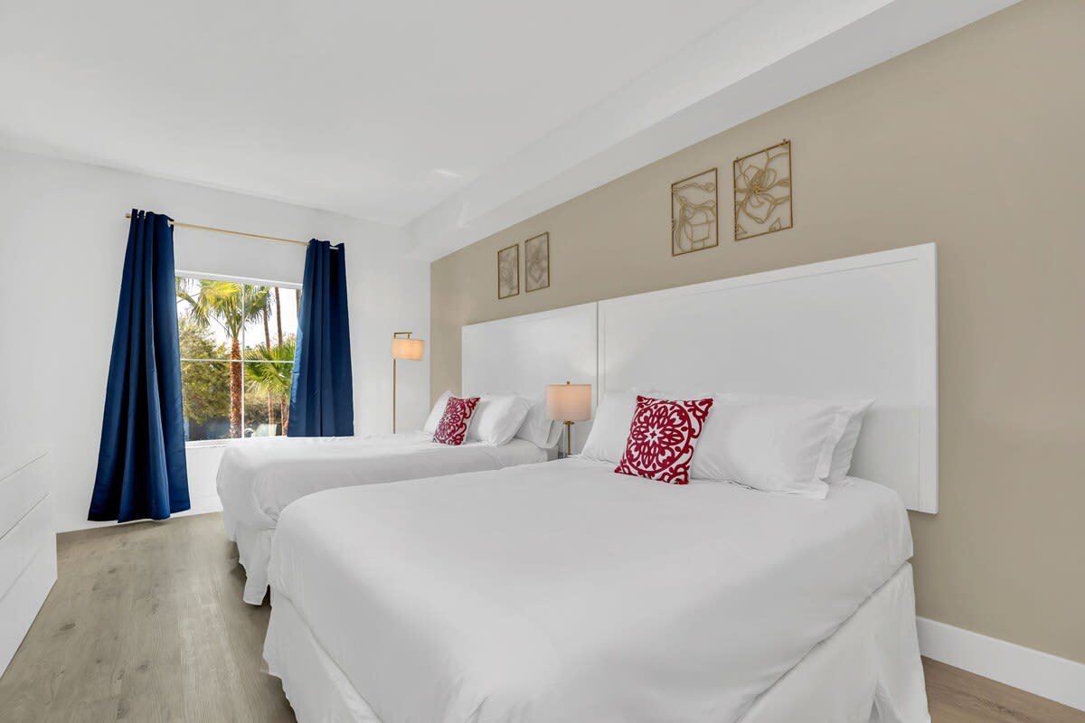 Family Friendly/Sleep 6/Close to Park/Free Shuttle