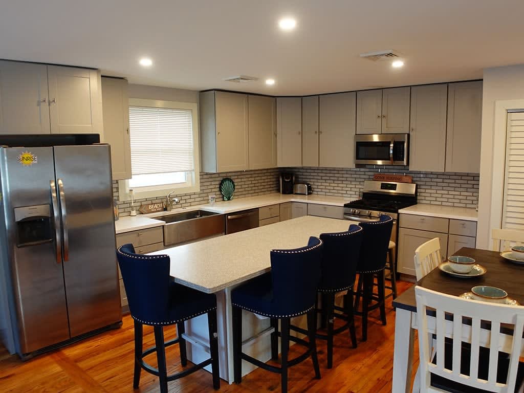3 BR/ 3 BA /Modern/Walk to beach/town/ Priv Terr — Ocean City, NJ — vacation rental