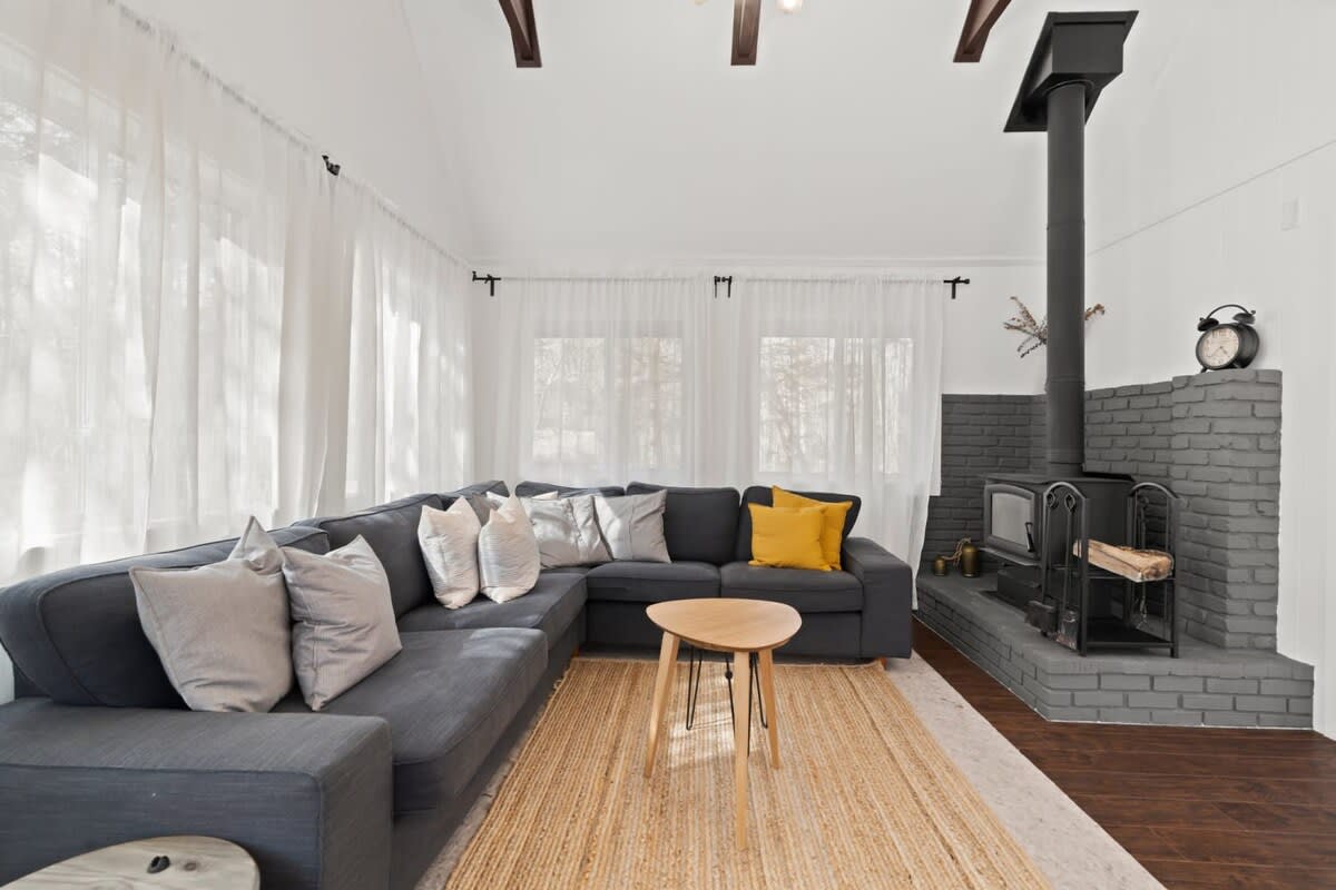 Ultra Modern Chalet | Golf | Lake Access