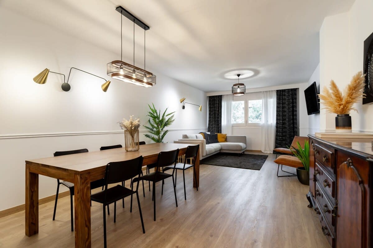 Exclusive Huge 4 Double Bedroom City Center — Barcelona, Catalunya — vacation rental