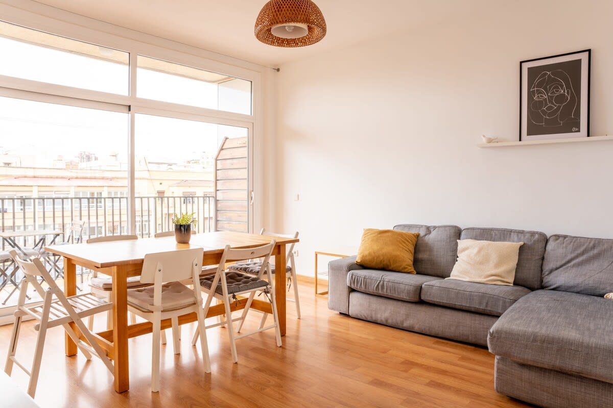Bright 4BD with terrace near Arc de Triomf β Barcelona, Catalunya β vacation rental