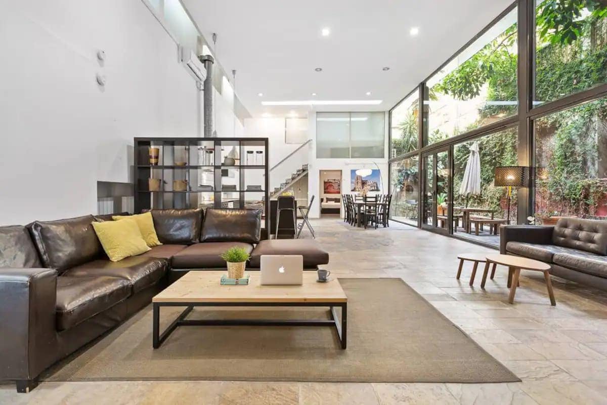 12 guests Private garden Duplex next to LasRamblas — Barcelona, Catalunya — vacation rental