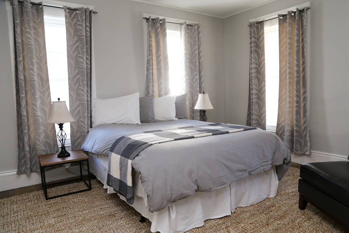 Cozy 1BR Getaway Steps from Lake Winnipesaukee - Foto 6