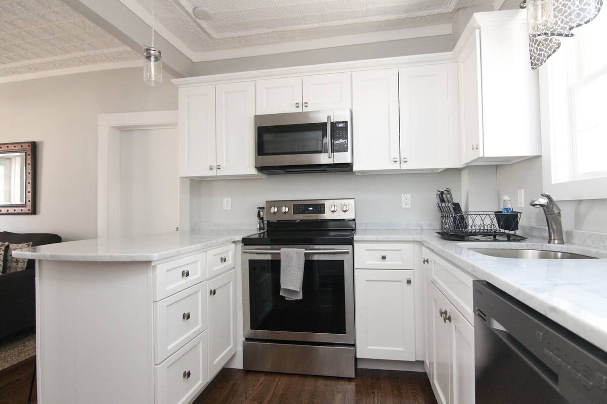 Cozy 1BR Getaway Steps from Lake Winnipesaukee