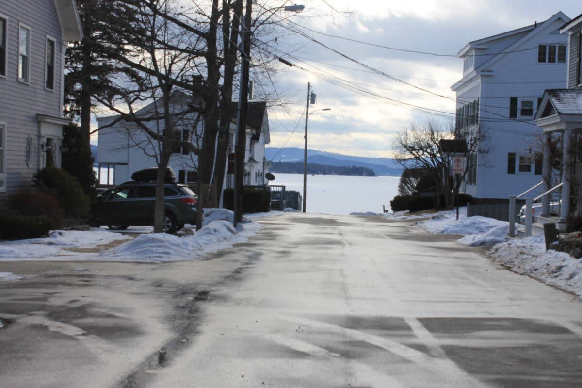 Cozy 1BR Getaway Steps from Lake Winnipesaukee - Foto 11