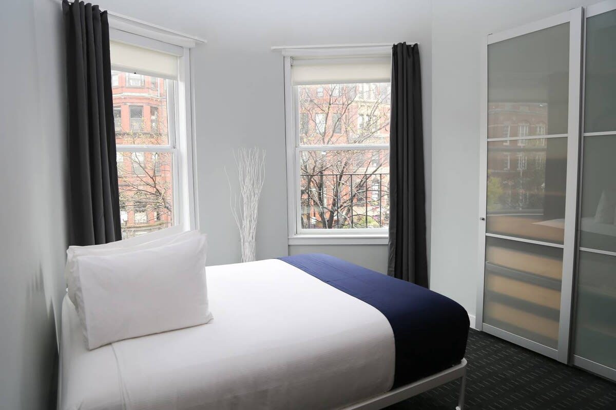 City Living with a View, Newbury St; #4