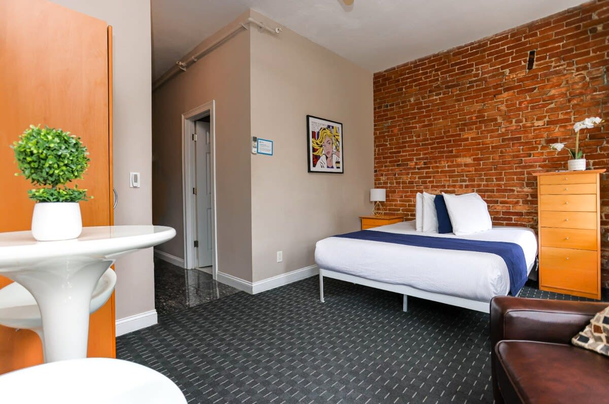 Stylish Downtown Studio In The Southend, C.ave# 31 - Boston, MA