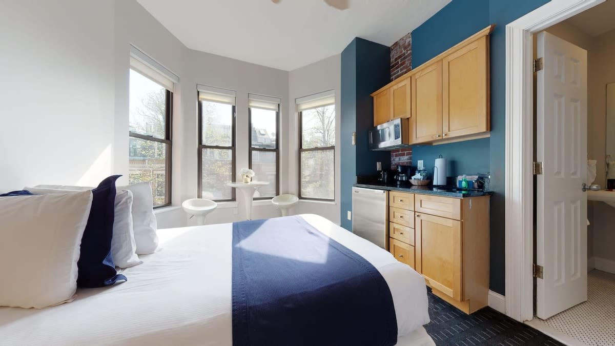 Centrally located Studio in the SouthEnd, #25