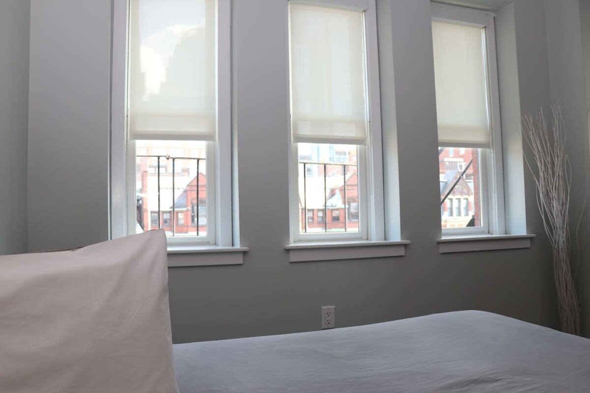 Newbury St Living – Trendy, Vibrant, Unbeatable! #12