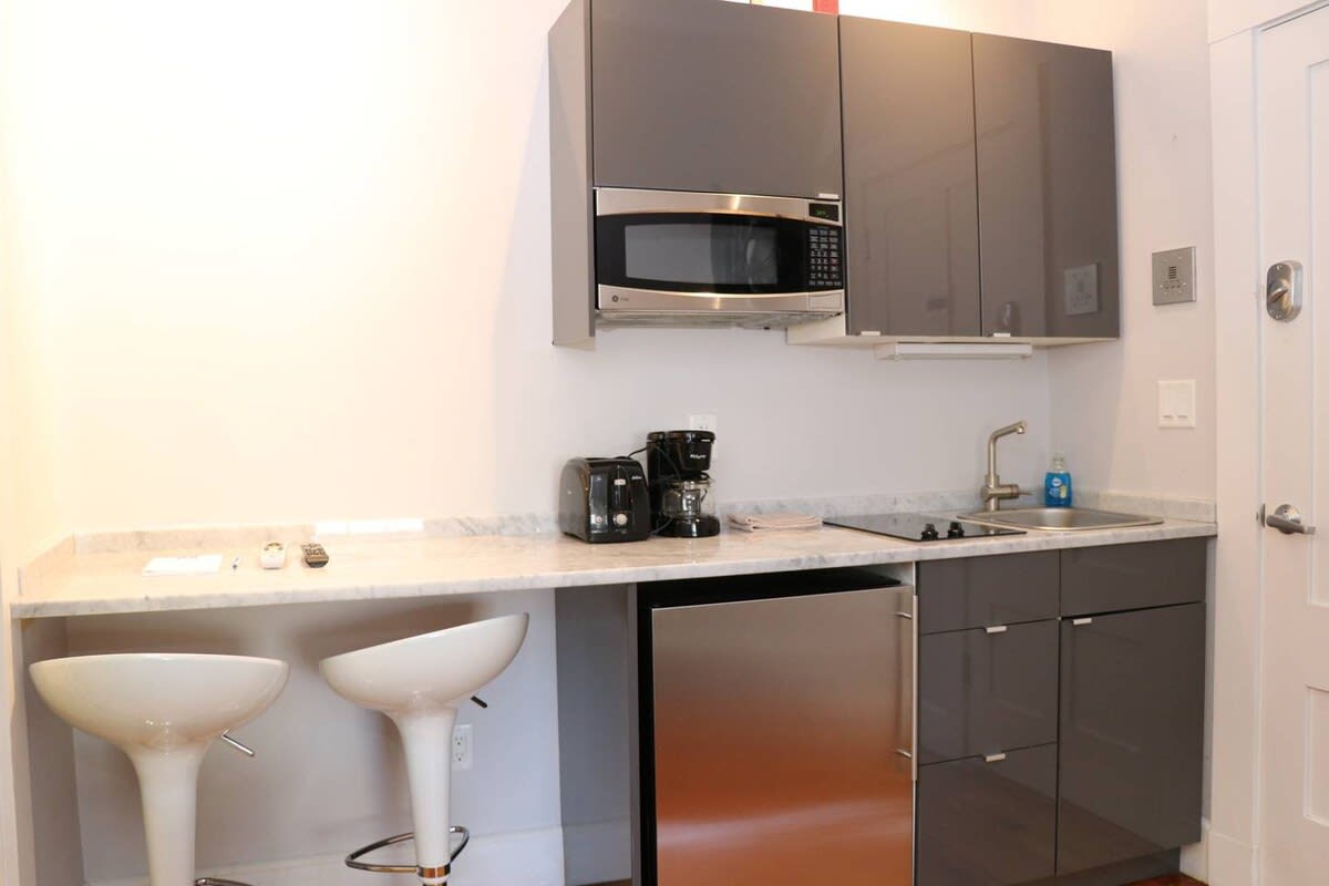 Perfectly Located Rental Near MGH & TD Garden #13