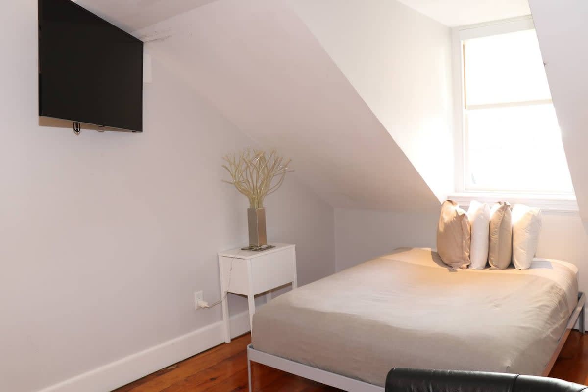 Perfectly Located Rental Near MGH & TD Garden #13