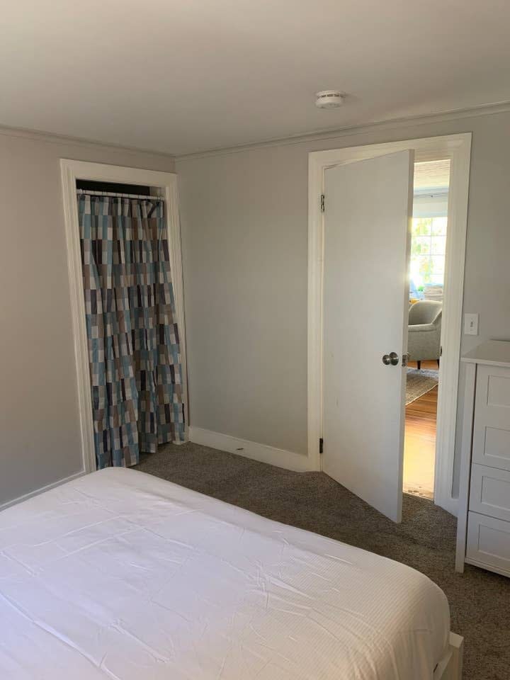 Cozy 2BR Getaway Steps from Lake Winnipesaukee - Foto 15