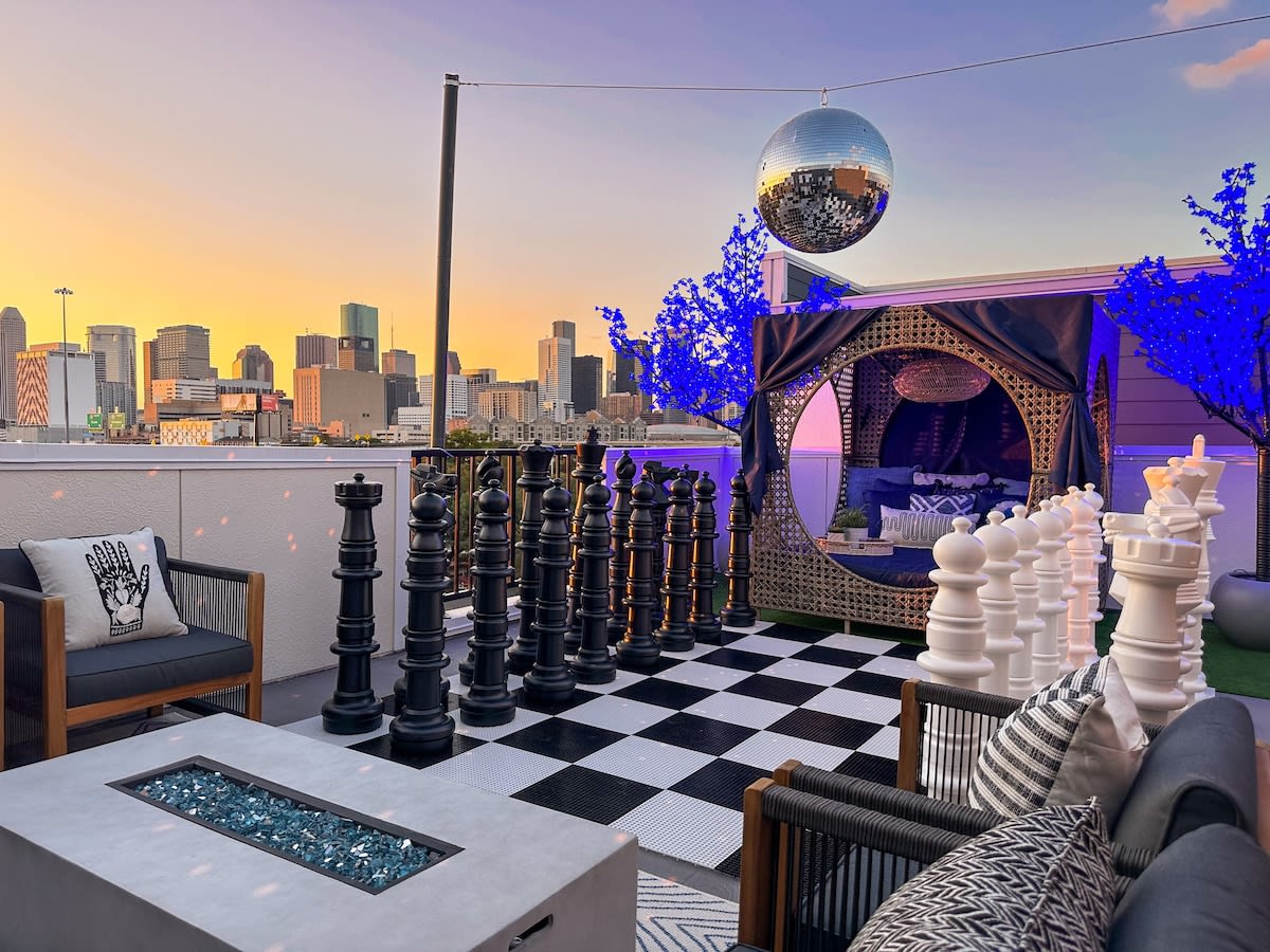 The Oasis Checkmate Htx Rooftop - Houston, TX