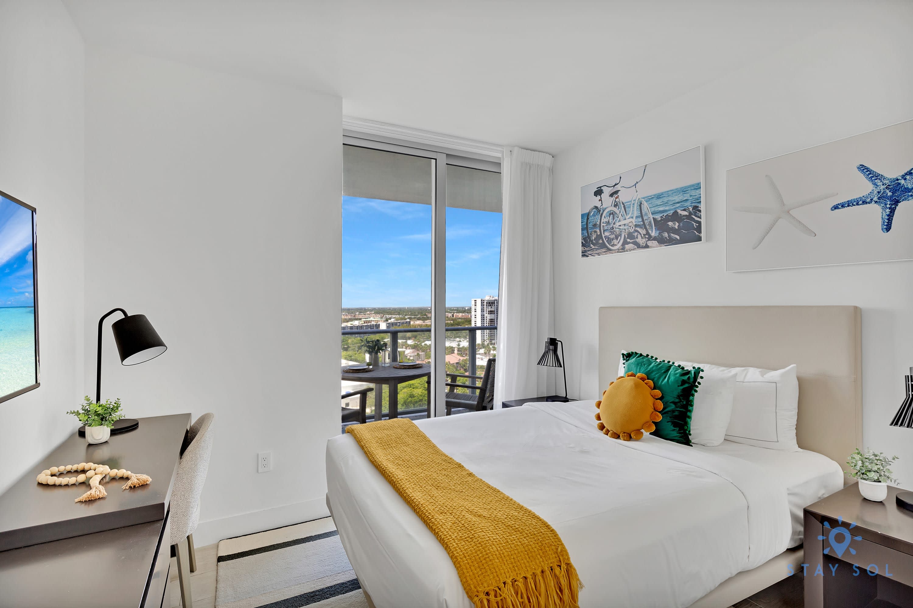 Luxury 3 Br|Front Intercostal View|Amazing Pools