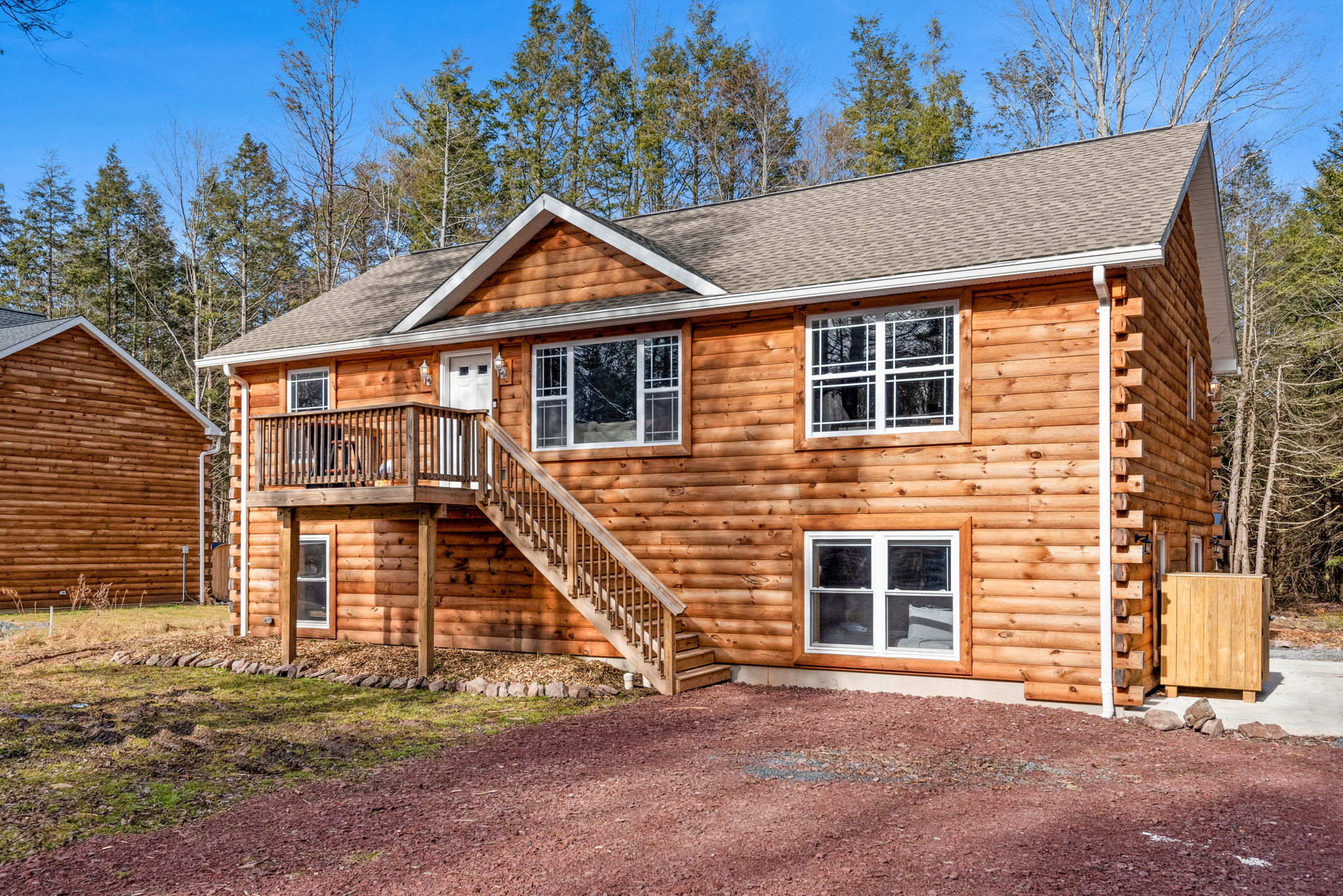 Cozy Cinema Cabin: Theater, Hot Tub & Game Room