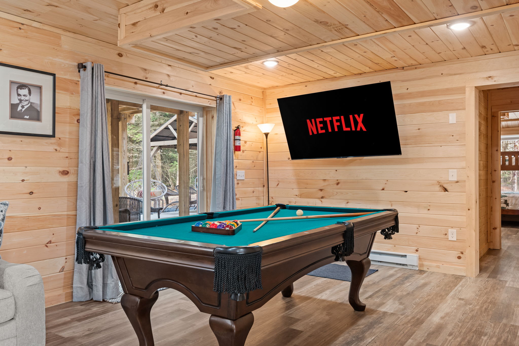 Entertainment Meets Comfort
Challenge your crew to a game of pool, then kick back for a movie night on the mounted TV all in one warm and welcoming space.