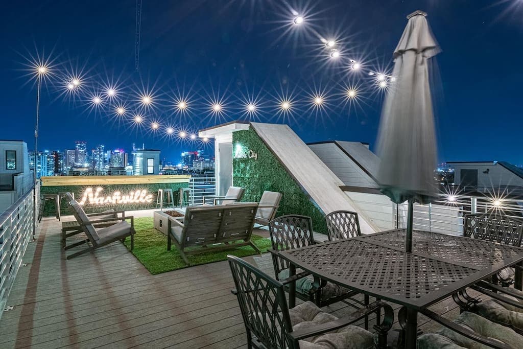 Ultimate Downtown Home Rooftop City Views 15 BEDS — Nashville, TN — vacation rental