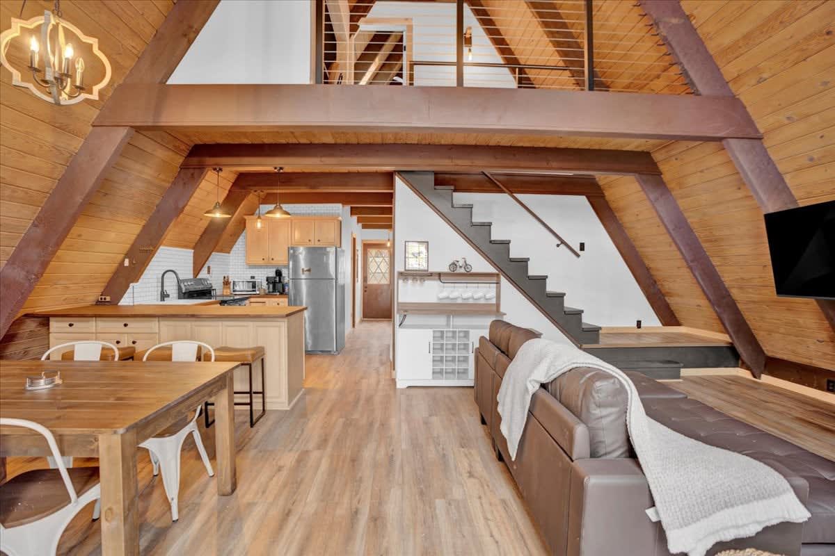 The Cedar A-Frame | Hot Tub | Firepit | Fireplace — Long Pond, PA — vacation rental