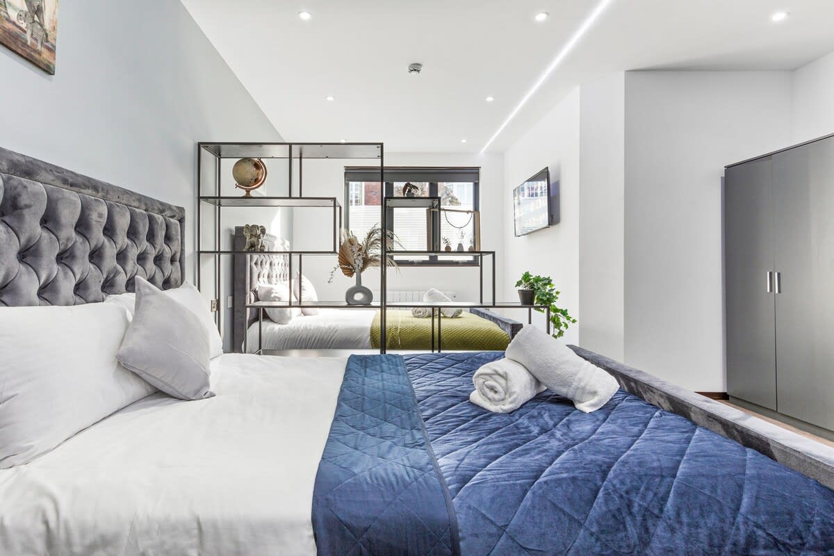 Serviced Studio Flat near Camden Euston Station in 48A Woodstock Road NW11 8ER - Property image 6 - VivreStays