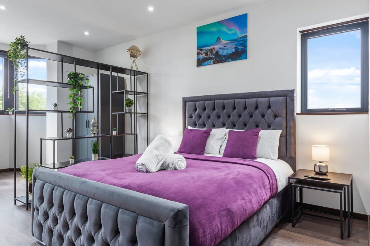 Luxury Modern Flat near Central London serviced apartment - London - VivreStays