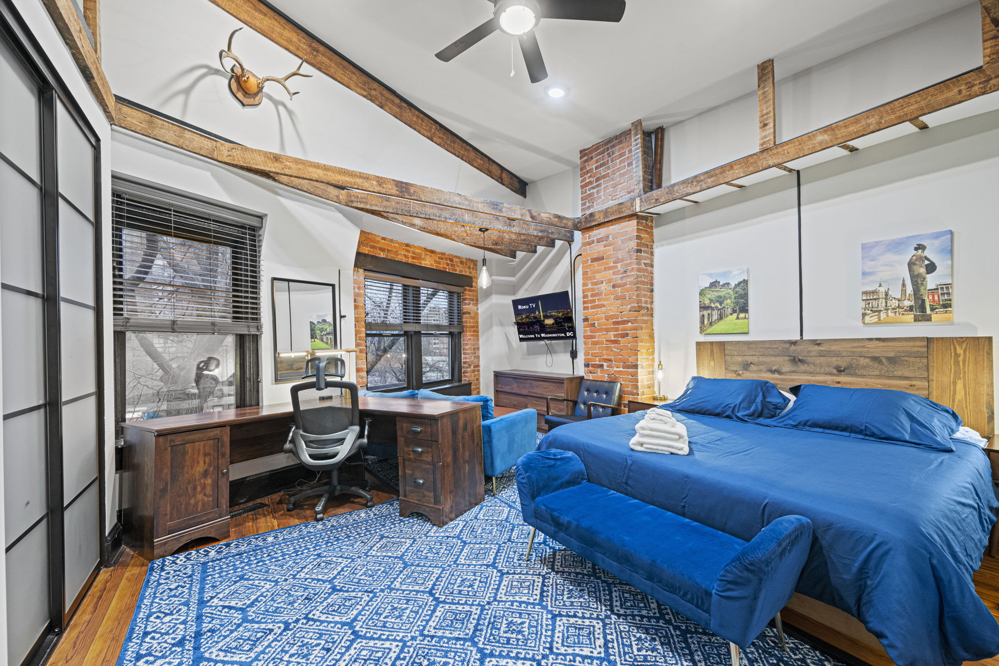 Luxury, Historic 4BD Rowhouse in the Heart of DC!