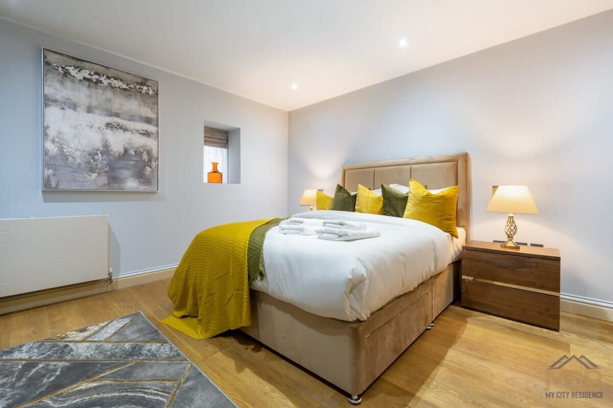 Charming Home in the heart of Mayfair in Shepherd Street W1J - Property image 14 - VivreStays