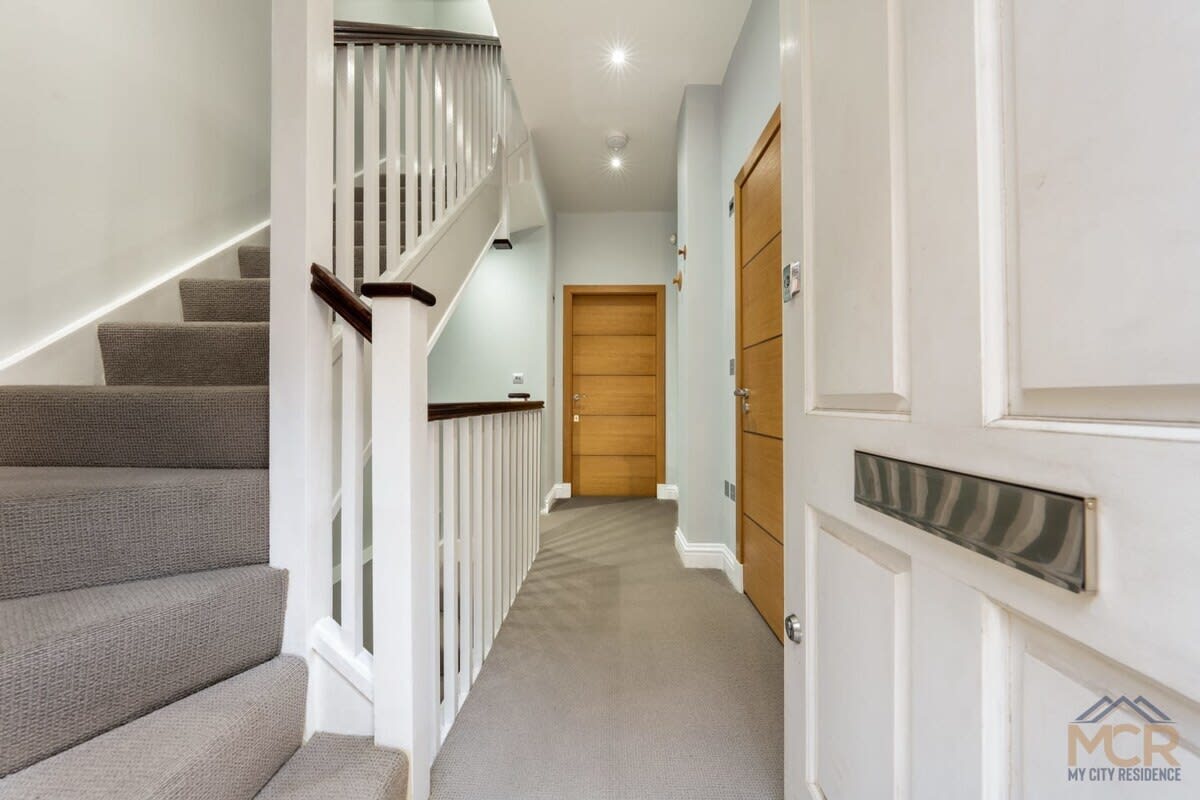 Charming Home in the heart of Mayfair in Shepherd Street W1J - Property image 18 - VivreStays
