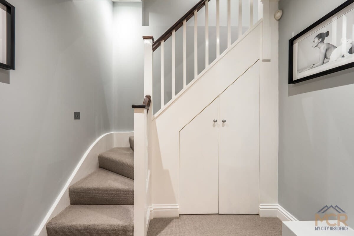 Charming Home in the heart of Mayfair in Shepherd Street W1J - Property image 17 - VivreStays