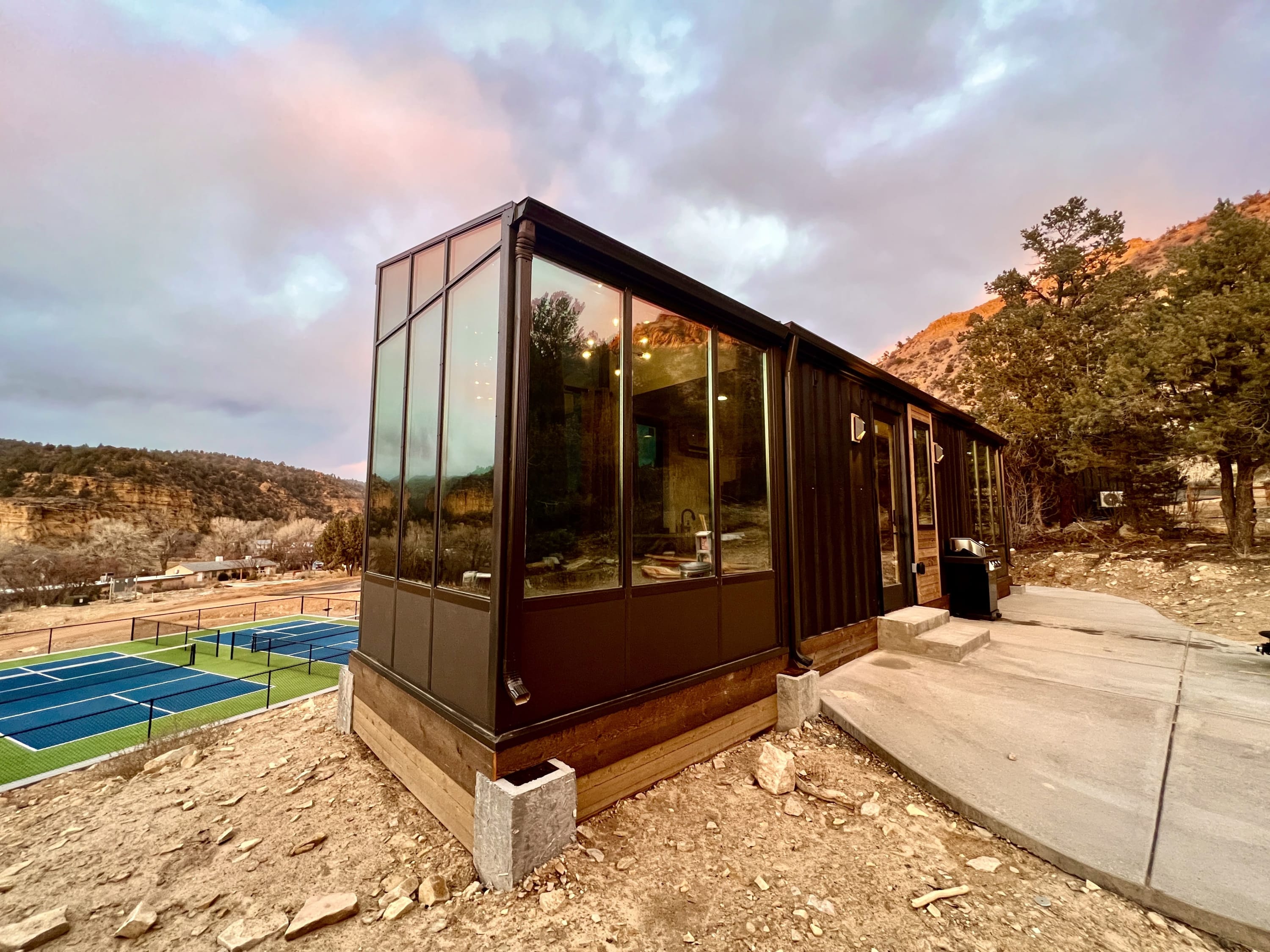 Star Gazer near Zion & Bryce w/glass ceiling — Orderville, UT — vacation rental