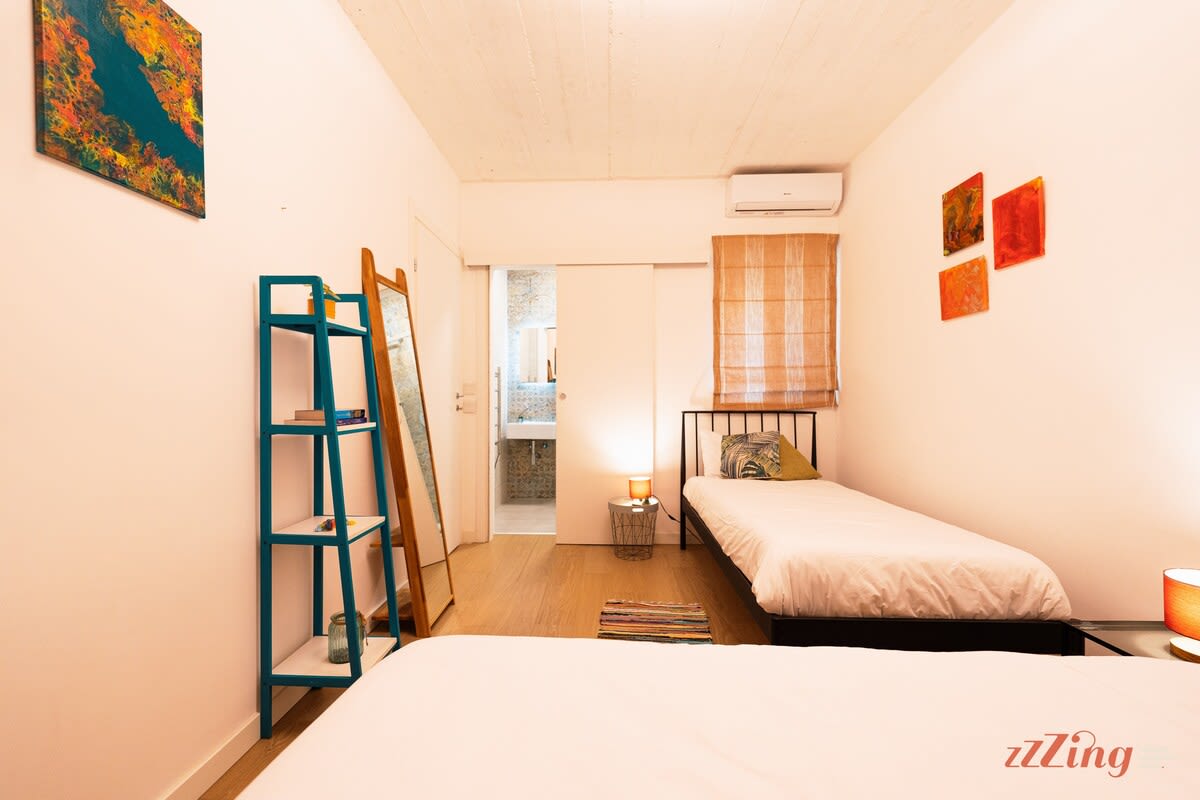 View 9