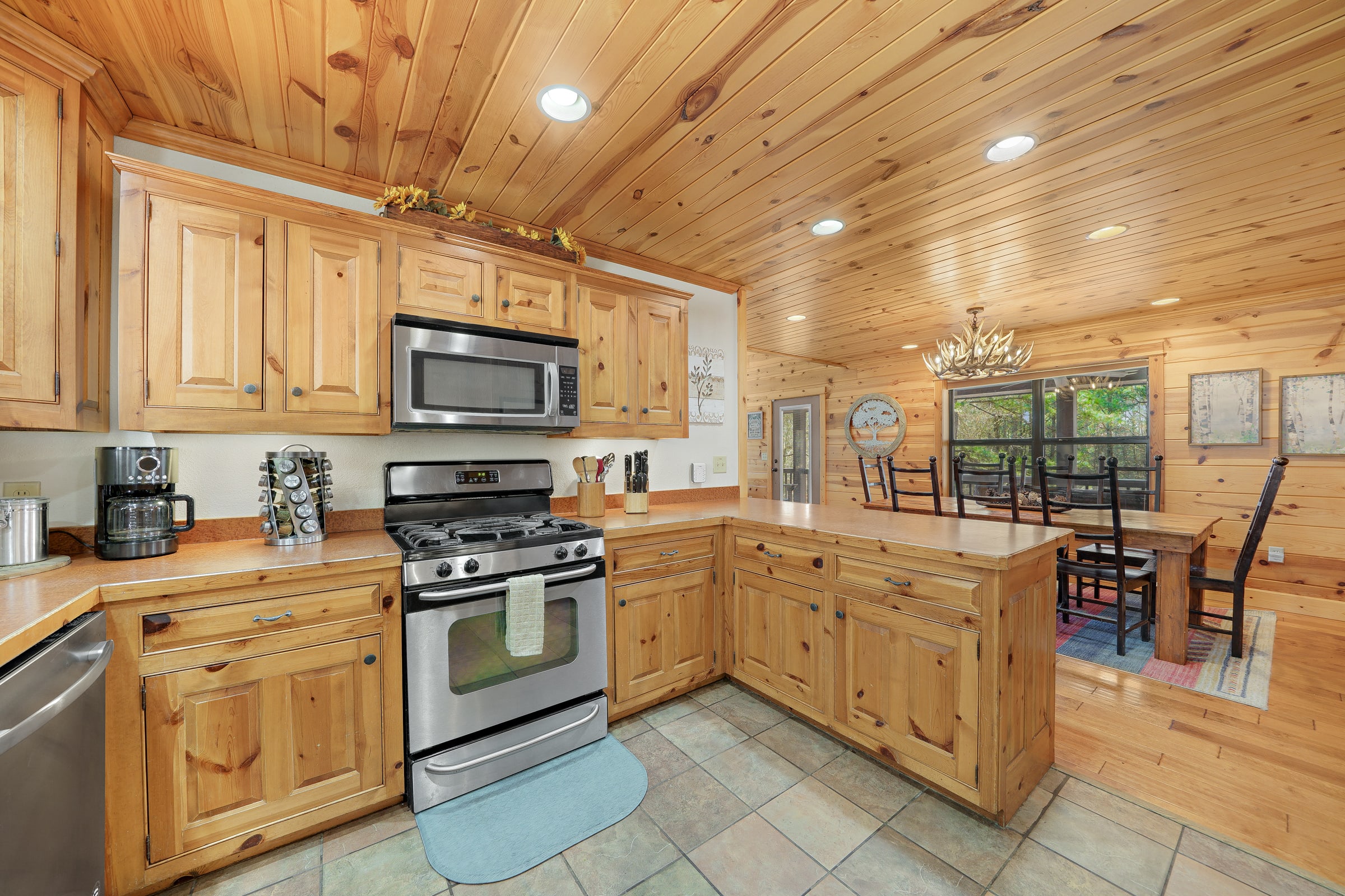 New! Creekside Cabin w/ Spa + Views, Sleeps 12!