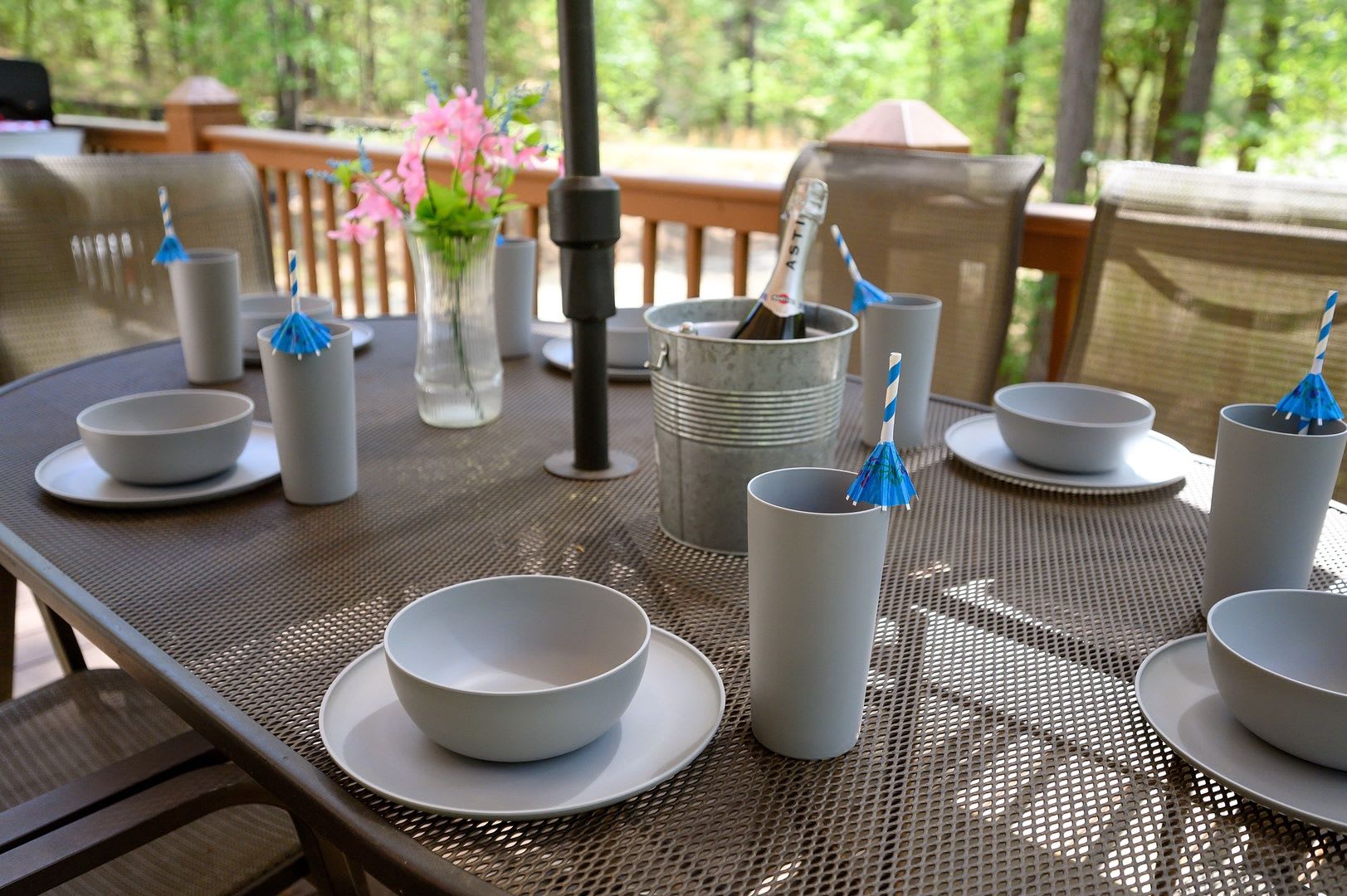 New! Creekside Cabin w/ Spa + Views, Sleeps 12!