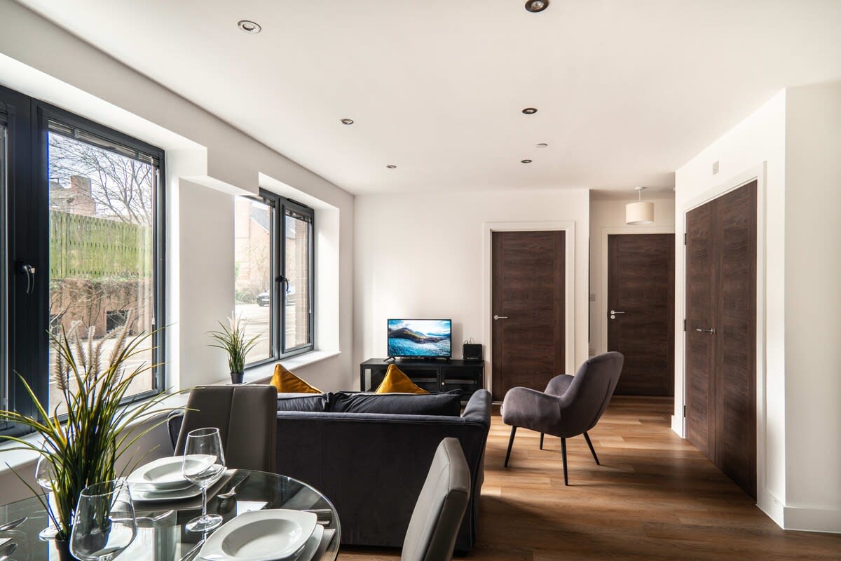 Stay Zeni, Alexandra Rise Manchester Roomy 1 Bed