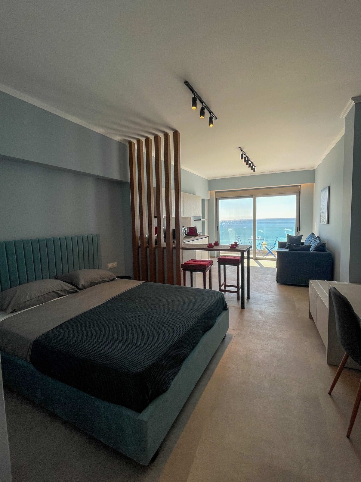 Charaki Sea Breeze Modern Studio with Sea View — holiday rental in Rhodes
