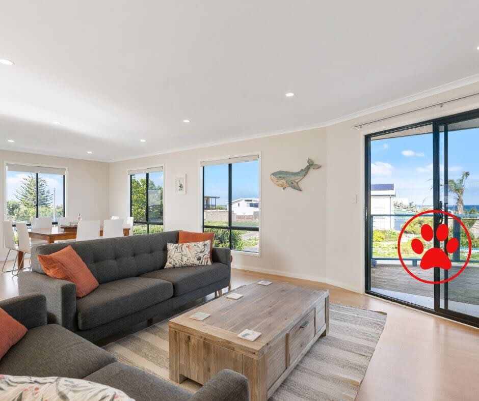 8 Corcoran Avenue - BEACH SEAS THE DAY — Goolwa Beach, South Australia — vacation rental